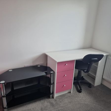 Kingsize Room Close To The A30 Camborne Pool エクステリア 写真