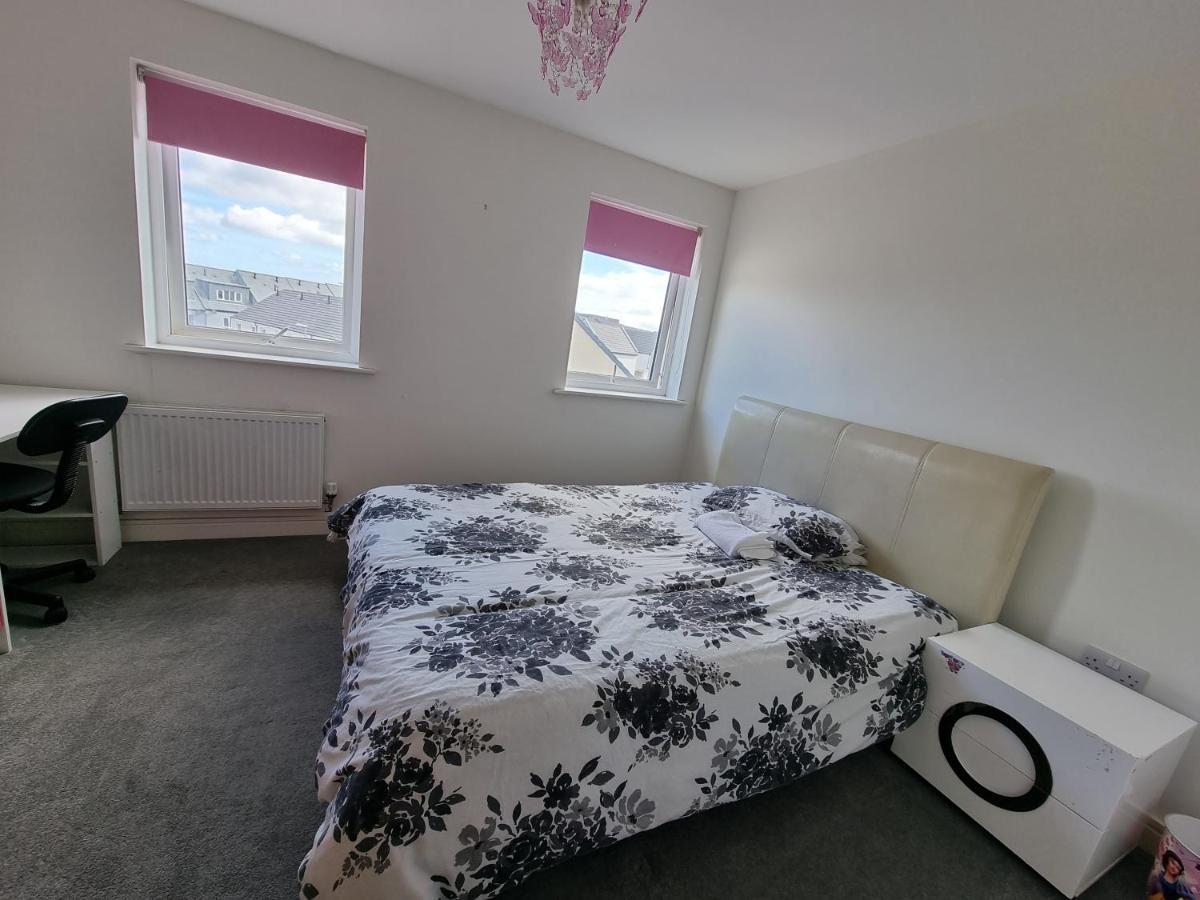 Kingsize Room Close To The A30 Camborne Pool エクステリア 写真
